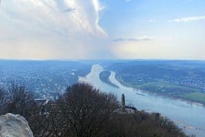 Fortbildung Fachtreffen in Bonn. Für Tagesseminar und Steuerberateraustausch vom Ruhrgebiet an den Rhein